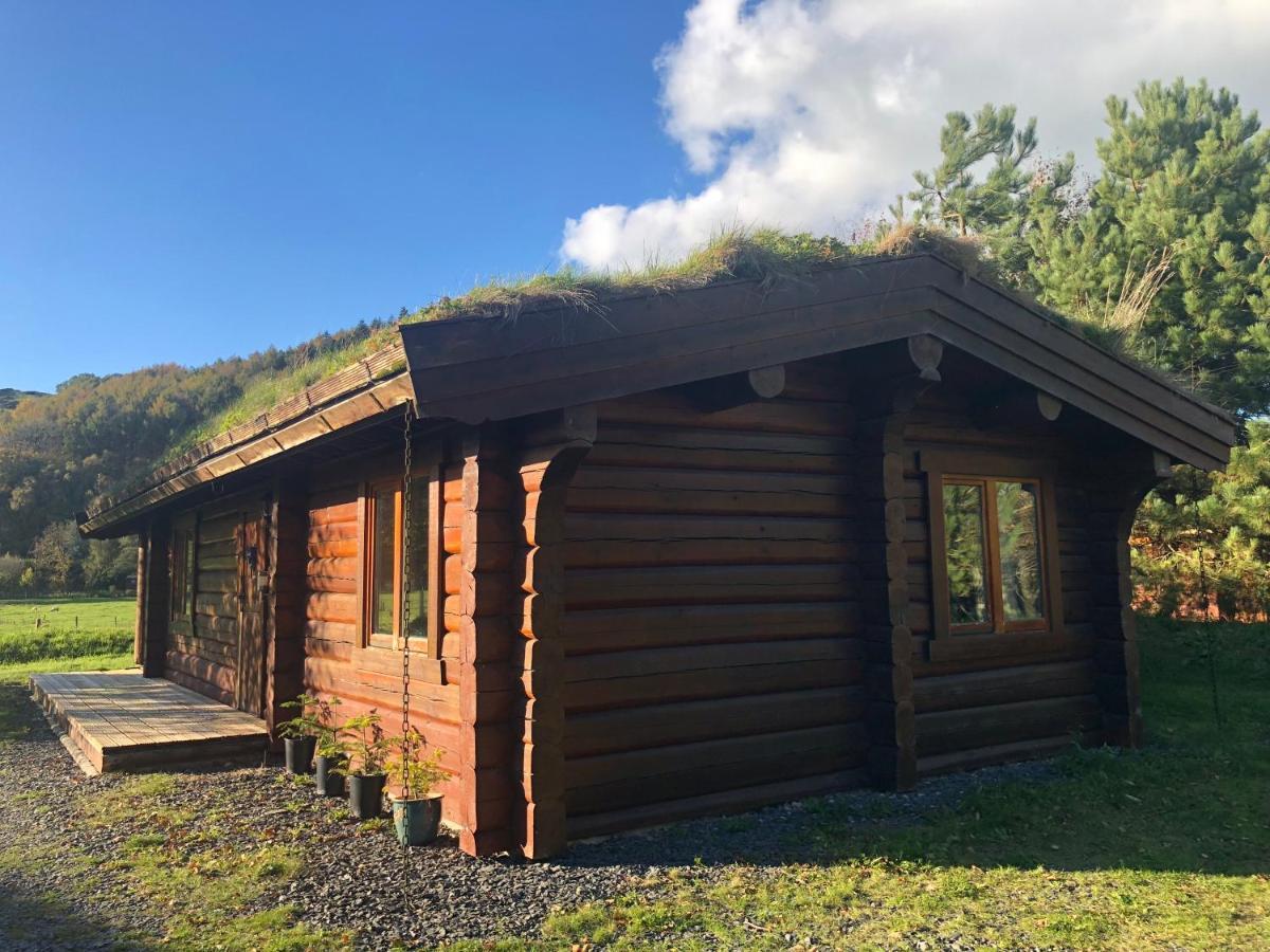 Log home village Ulverston Eksteriør billede