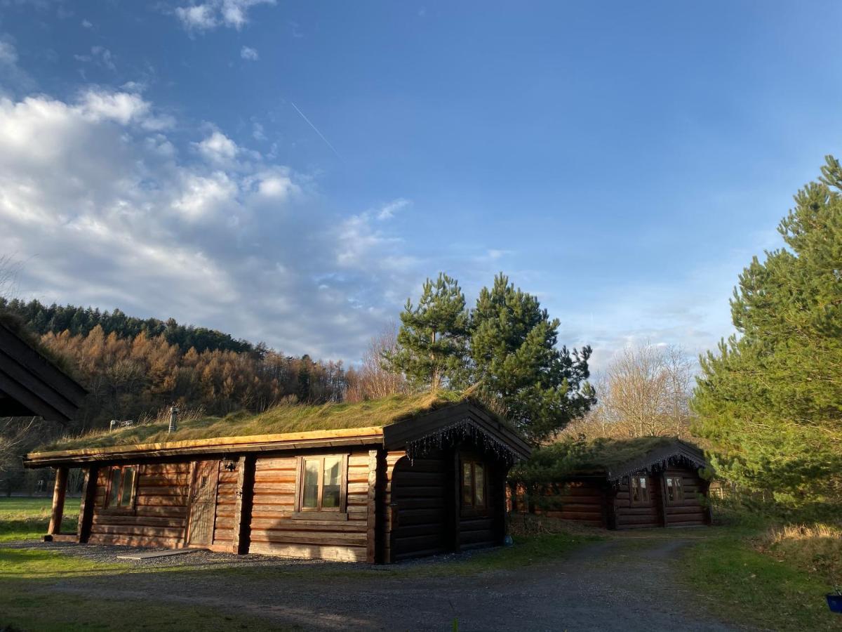 Log home village Ulverston Eksteriør billede