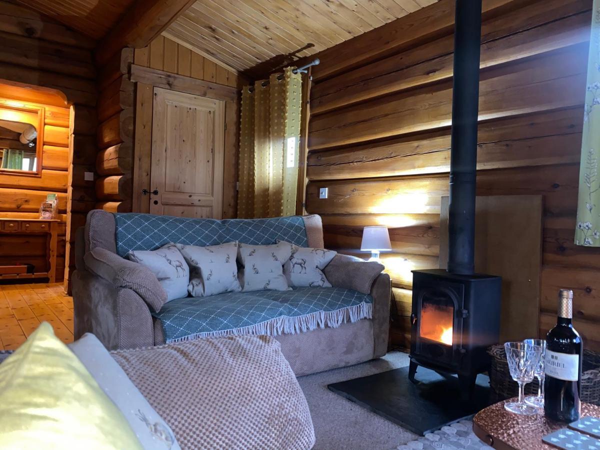Log home village Ulverston Eksteriør billede